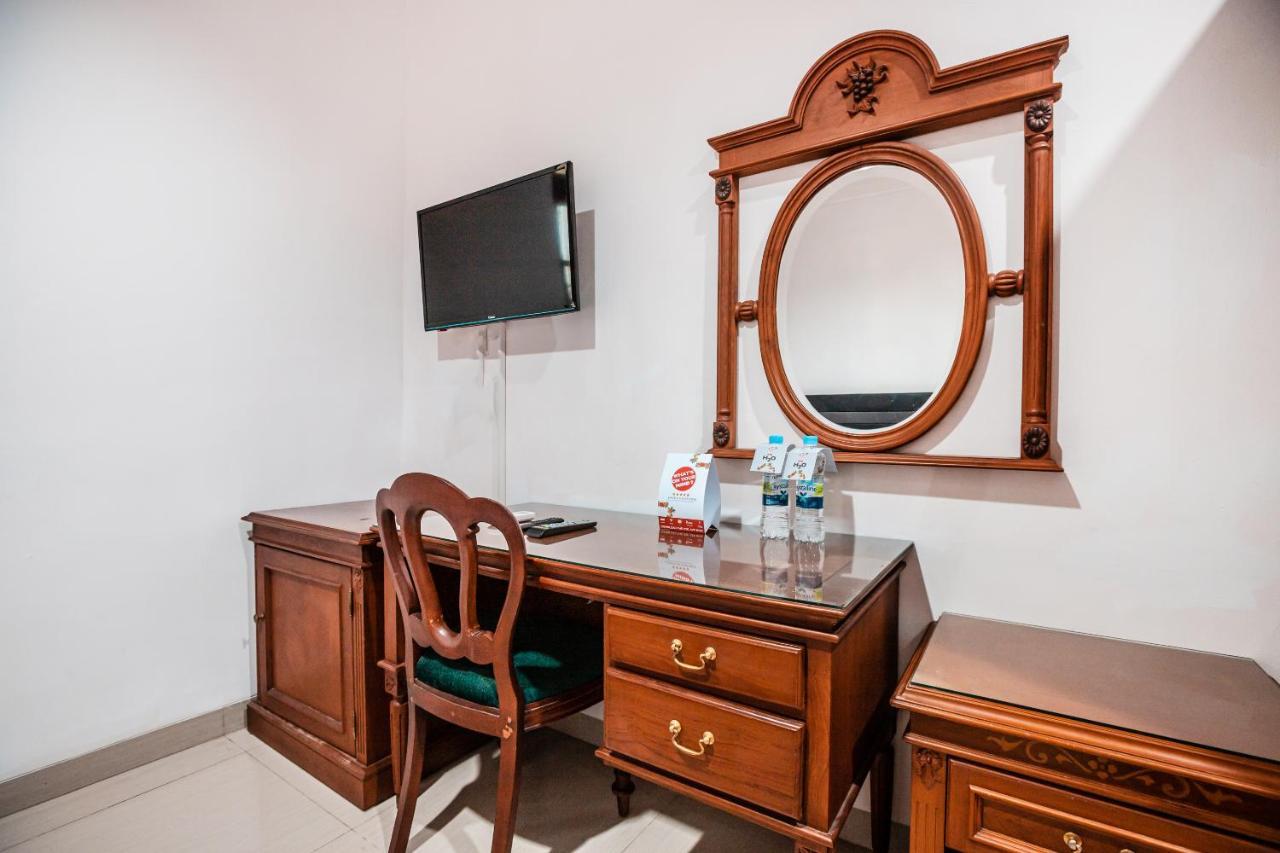 Oyo 1990 Kost Kuningan Executive Boading House Setiabudi Jakarta Exteriör bild