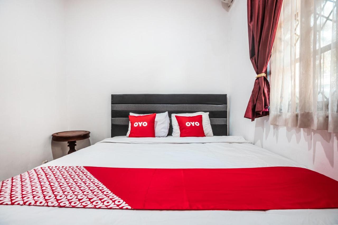 Oyo 1990 Kost Kuningan Executive Boading House Setiabudi Jakarta Exteriör bild