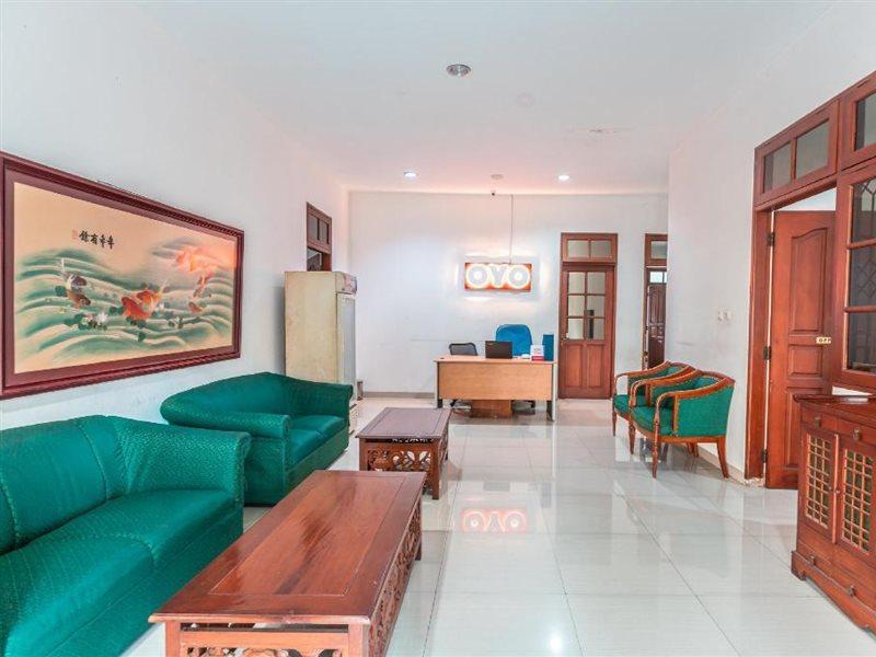 Oyo 1990 Kost Kuningan Executive Boading House Setiabudi Jakarta Exteriör bild