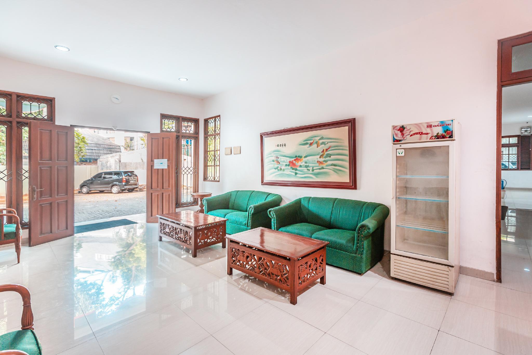Oyo 1990 Kost Kuningan Executive Boading House Setiabudi Jakarta Exteriör bild
