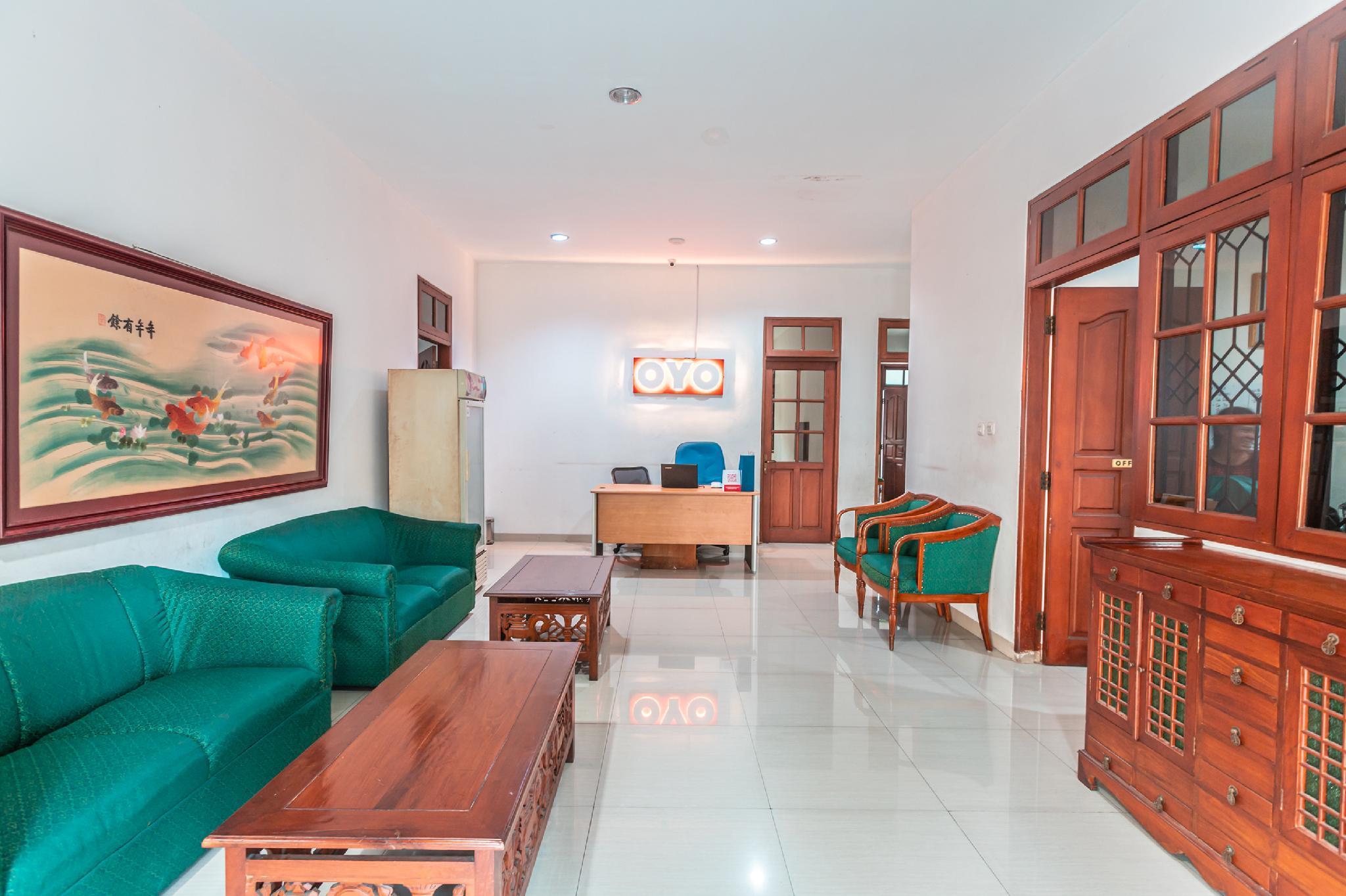Oyo 1990 Kost Kuningan Executive Boading House Setiabudi Jakarta Exteriör bild